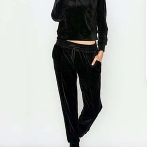 Ladies black jogger